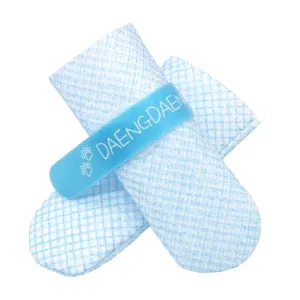 Daeng Daeng Shoes - 28pc Dog Shoes - Waterproof Disposable Anti-Slip Pet Socks Size M - Blue