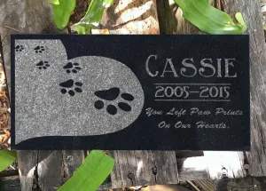 Heart Paws Design for Dog or Cat | Grave Stone