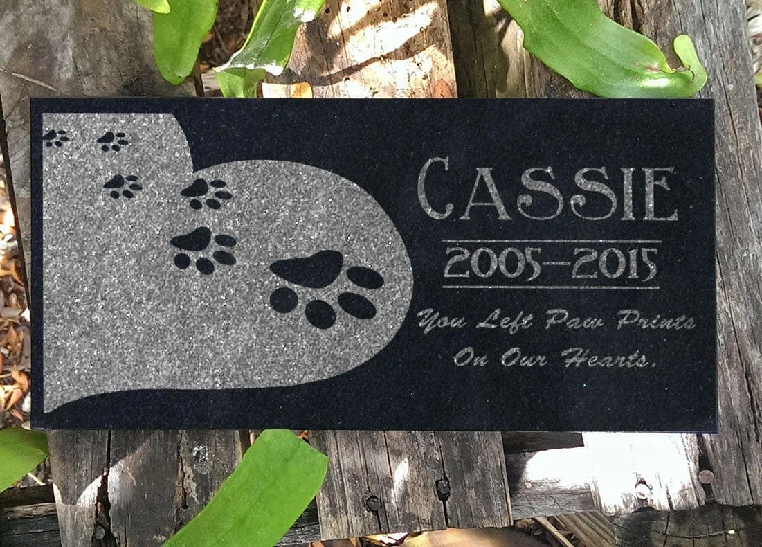 Heart Paws Design for Dog or Cat | Grave Stone