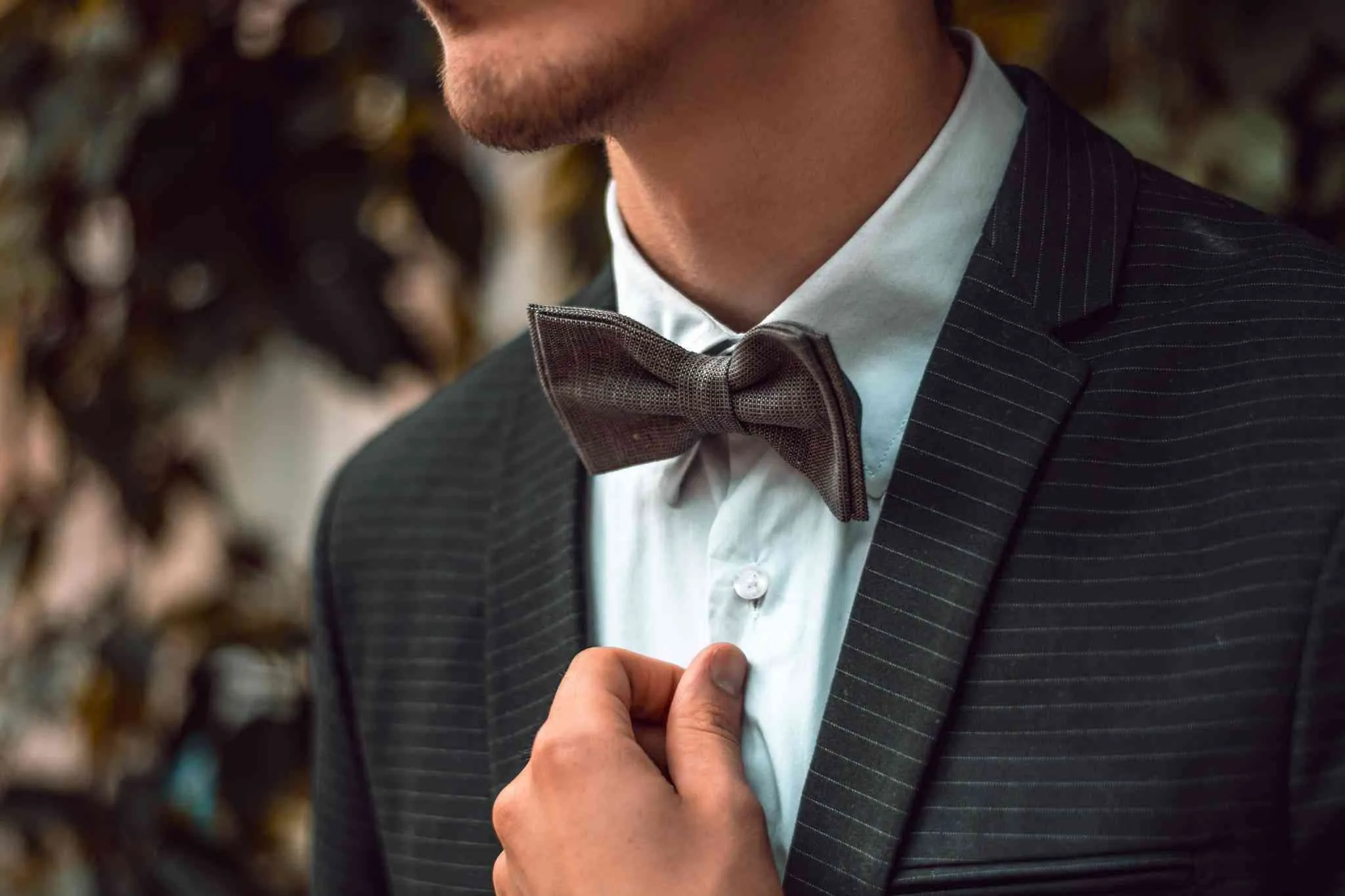 Stand Out in Style with Our Vibrant Orange Bow Tie - Perfect for Weddings and Special Events